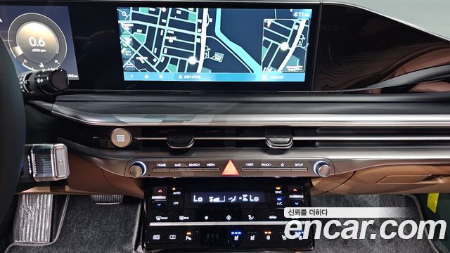 Hyundai Grandeur (GN7) 2,5 Gasoline 2WD Premium 2026 — фото 17