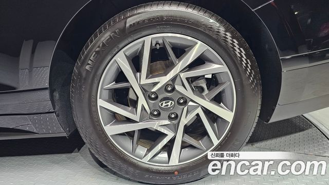 Hyundai Grandeur (GN7) 2,5 Gasoline 2WD Premium 2026 — фото 21