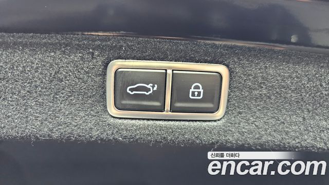Hyundai Grandeur (GN7) 2,5 Gasoline 2WD Premium 2026 — фото 31