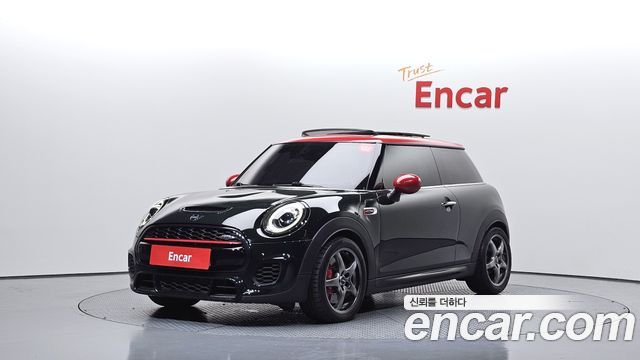 MINI Cooper S JCW 3rd Generation 2019 — фото 1