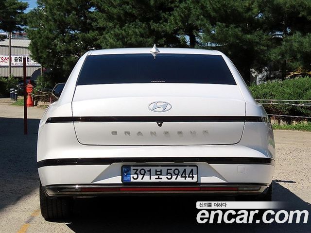 Hyundai Grandeur Hybrid (GN7) Calligraphy 2025 — фото 4