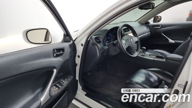 Lexus IS250 Premium XE20 2011 — фото 10