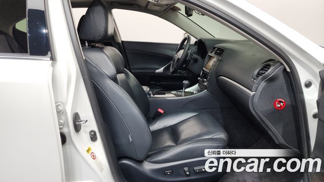 Lexus IS250 Premium XE20 2011 — фото 11