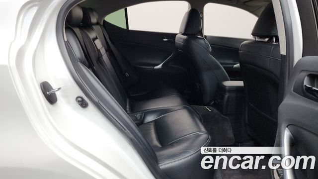 Lexus IS250 Premium XE20 2011 — фото 12