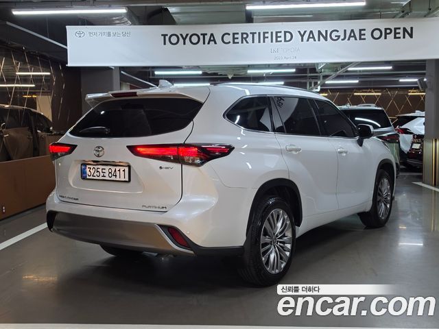 Toyota Highlander (IV) 2.5 4WD Platimum 2025 — фото 2
