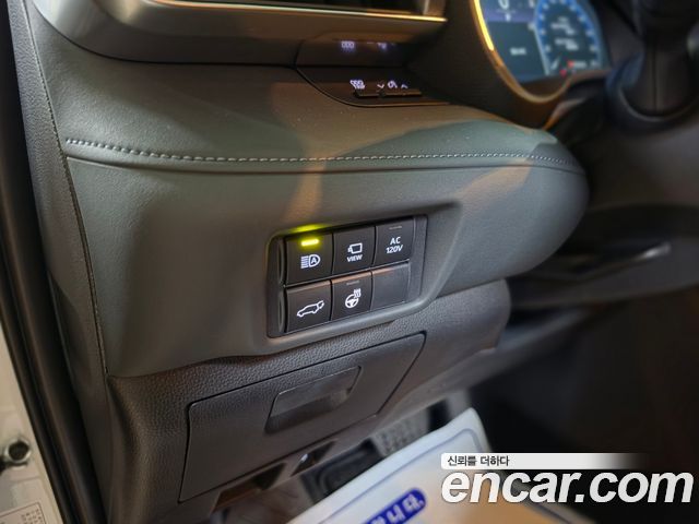 Toyota Highlander (IV) 2.5 4WD Platimum 2025 — фото 17