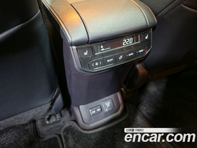 Toyota Highlander (IV) 2.5 4WD Platimum 2025 — фото 23