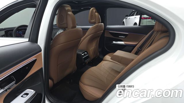 Mercedes-Benz E-Class (W214) E200 Avantgarde 2024 — фото 11