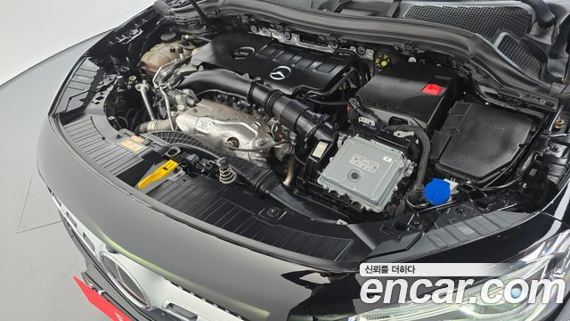 Mercedes-Benz GLA-Class (H247) GLA250 4MATIC 2022 — фото 6
