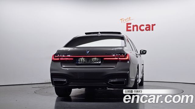 BMW 7 Series (G11) 740Li xDrive M Sport Package 2021 — фото 4