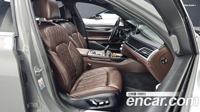 BMW 7 Series (G11) 740Li xDrive M Sport Package 2021 — фото 26