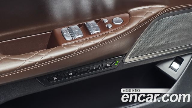 BMW 7 Series (G11) 740Li xDrive M Sport Package 2021 — фото 31