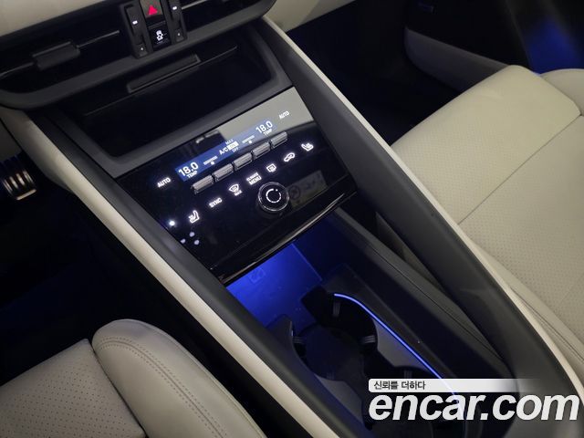 Porsche Macan EV Base 4 2025 — фото 22