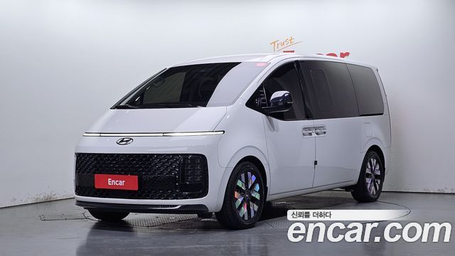 Hyundai Staria L3.5 Lounge 7-Seater Mobility