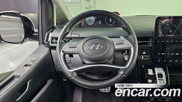Hyundai Staria L3.5 Lounge 7-Seater Mobility 2023 — фото 13