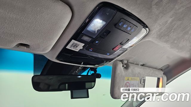 Hyundai Staria L3.5 Lounge 7-Seater Mobility 2023 — фото 19