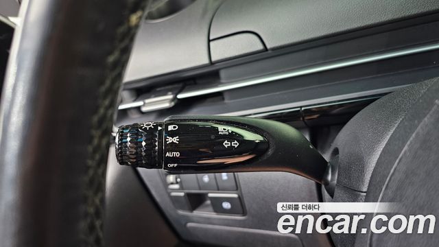 Hyundai Staria L3.5 Lounge 7-Seater Mobility 2023 — фото 29