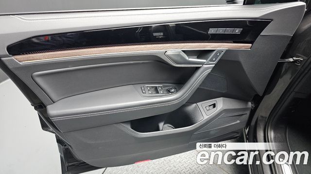Volkswagen Touareg (III) 3.0 TDI Prestige 2024 — фото 24