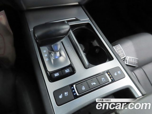 Genesis G80 3.3 GDI AWD Luxury 2018 — фото 18