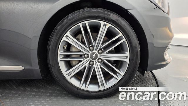 Genesis G80 3.3 GDI AWD Luxury 2018 — фото 5