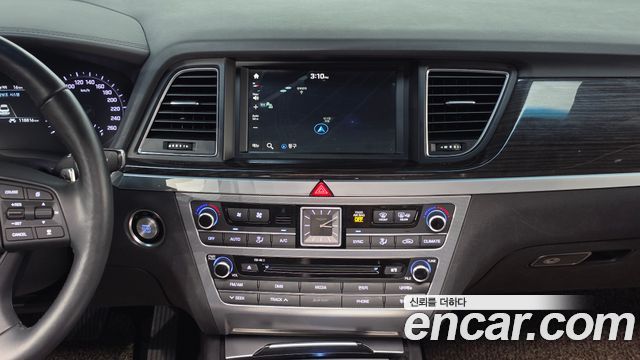 Genesis G80 3.3 GDI AWD Luxury 2018 — фото 13
