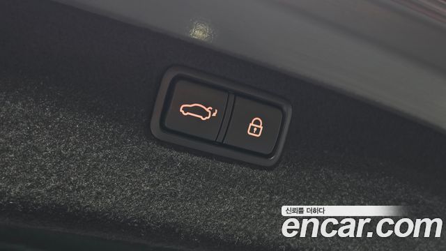 Genesis G80 3.3 GDI AWD Luxury 2018 — фото 18