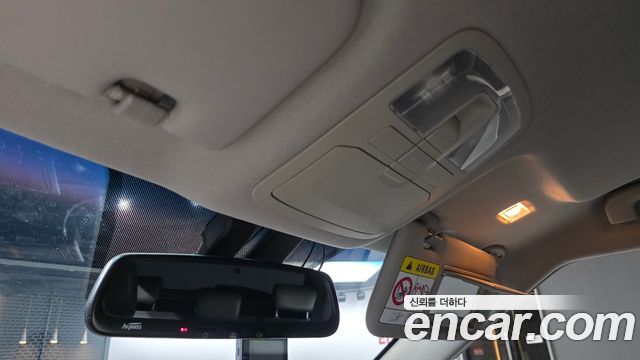 KG Mobility (SsangYong) Very New Tivoli Gasoline 1.5 2WD V3 2022 — фото 29