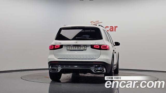 Mercedes-Benz GLB-Class (X247) GLB250 4MATIC 2021 — фото 4