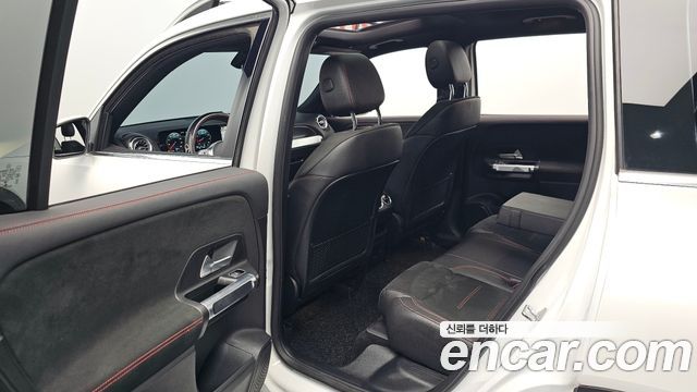 Mercedes-Benz GLB-Class (X247) GLB250 4MATIC 2021 — фото 11