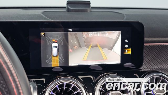 Mercedes-Benz GLB-Class (X247) GLB250 4MATIC 2021 — фото 17