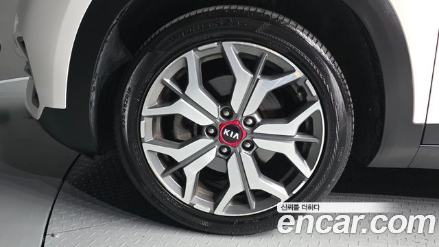 Kia Seltos Gasoline 1.6 Turbo 2WD Noblesse 2020 — фото 5