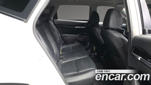 Kia Seltos Gasoline 1.6 Turbo 2WD Noblesse 2020 — фото 12