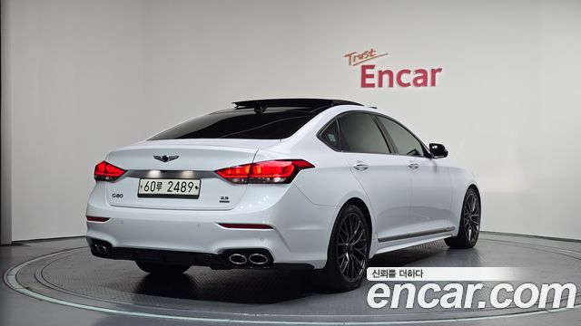 Genesis G80 3.3 GDI AWD Premium Luxury 2018 — фото 2