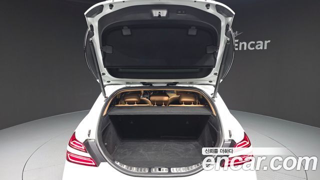 Genesis G70 Shooting Brake Gasoline 2.0T 4WD 2023 — фото 20