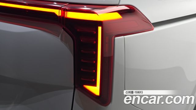 Kia Carnival (IV) HEV 9seater Signature 2025 — фото 29