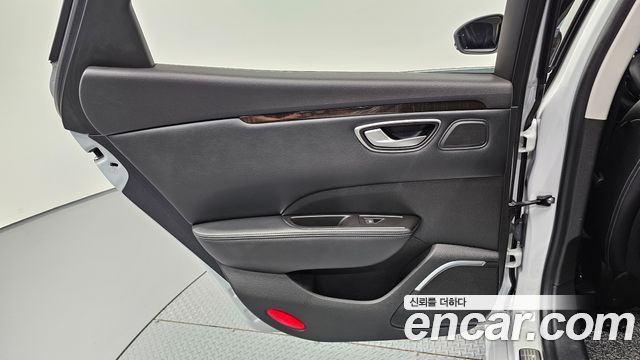 Renault Korea SM6 2.0 LPe RE (Disabled) 2019 — фото 25