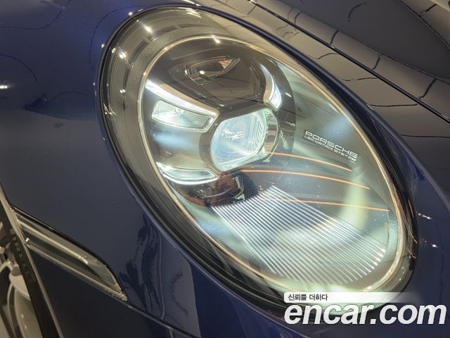Porsche 911 (992) Carrera Cabriolet 2021 — фото 17