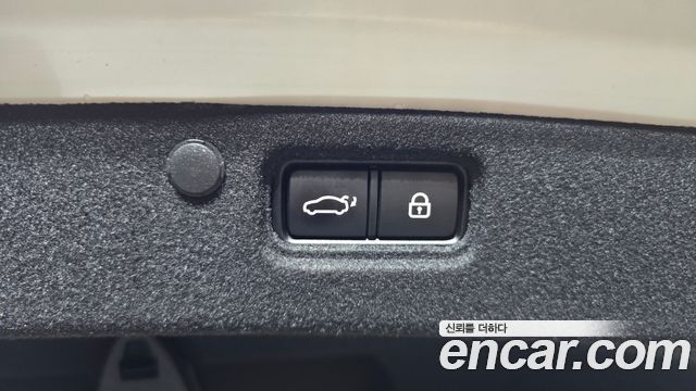 Hyundai Grandeur (IG) 2.4 Premium 2019 — фото 19