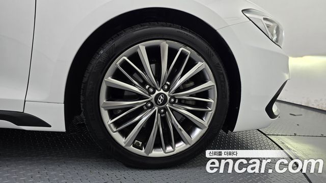 Hyundai Grandeur (IG) 2.4 Premium 2019 — фото 21