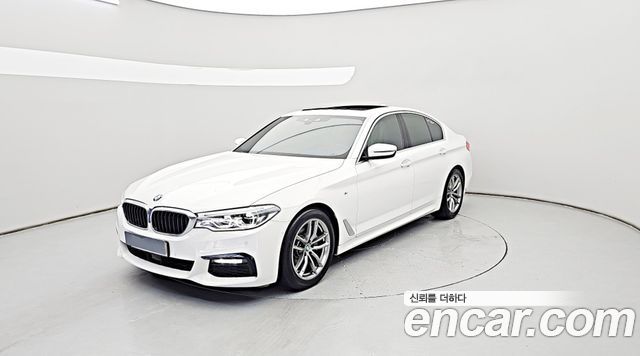 BMW 5 Series (G30) 520i M Sport 2020 — фото 1