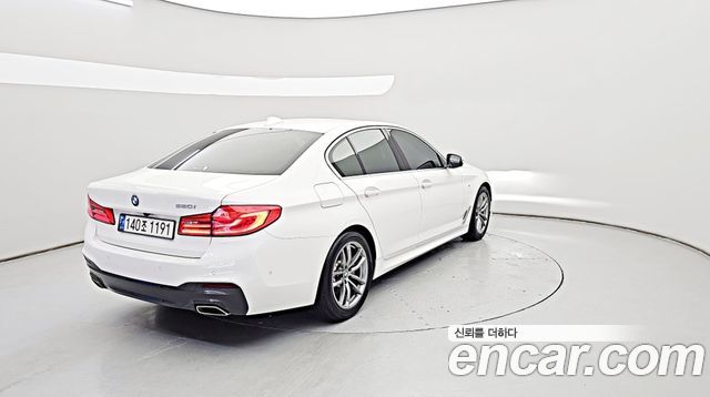BMW 5 Series (G30) 520i M Sport 2020 — фото 2
