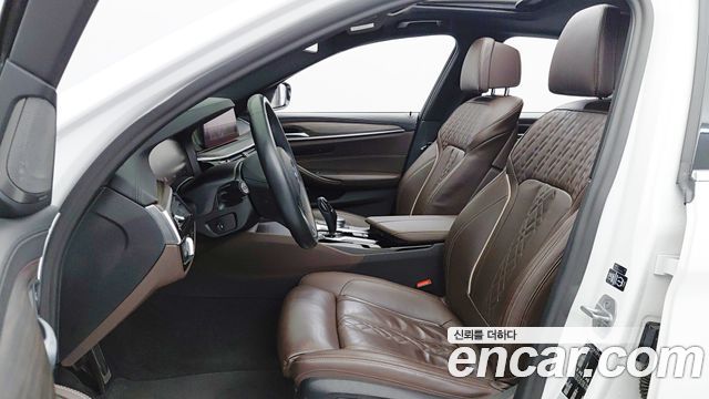BMW 5 Series (G30) 520i M Sport 2020 — фото 9