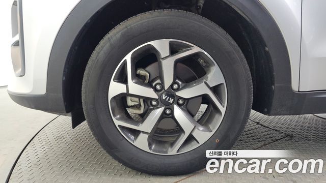 Kia Sportage The Bold Diesel 2.0 2WD Trendy 2020 — фото 5