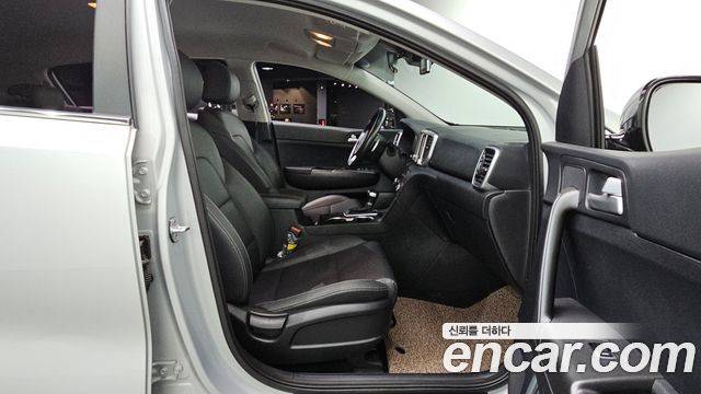 Kia Sportage The Bold Diesel 2.0 2WD Trendy 2020 — фото 12