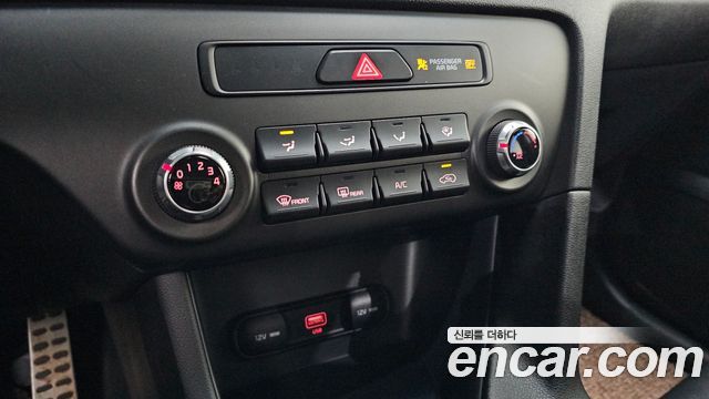 Kia Sportage The Bold Diesel 2.0 2WD Trendy 2020 — фото 19