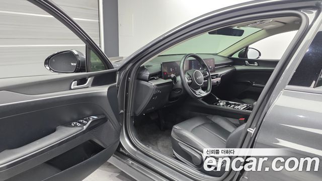 Kia K5 (III) 1.6 Turbo Prestige 2025 — фото 10
