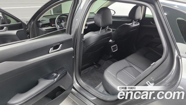 Kia K5 (III) 1.6 Turbo Prestige 2025 — фото 11