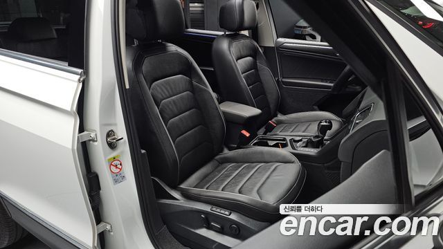 Volkswagen Tiguan (II) 2.0 TDI 4Motion Prestige 2023 — фото 10