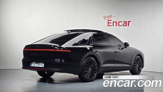 Hyundai Grandeur Hybrid (GN7) Calligraphy 2023 — фото 2