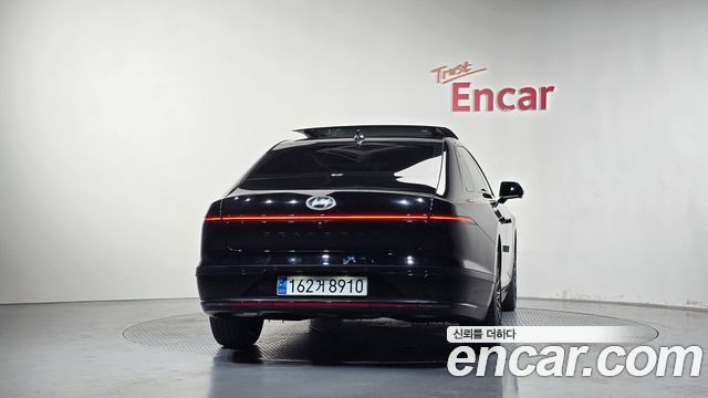 Hyundai Grandeur Hybrid (GN7) Calligraphy 2023 — фото 4